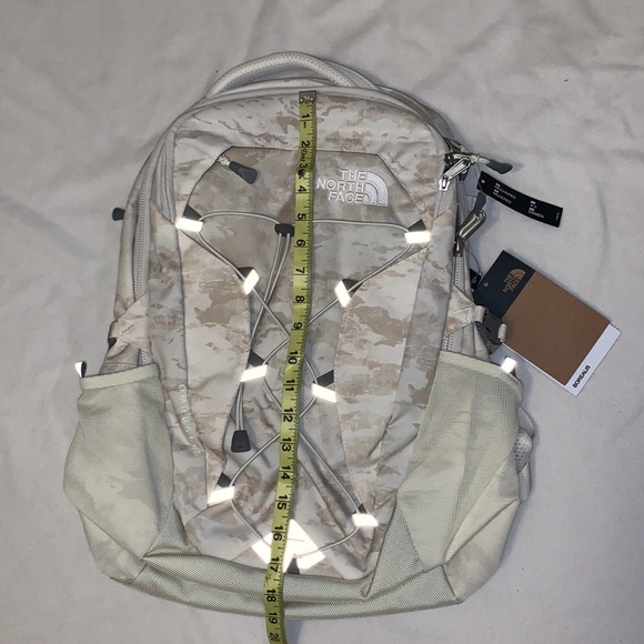 NWT The North Face Borealis Backpack - Picture 9 of 10